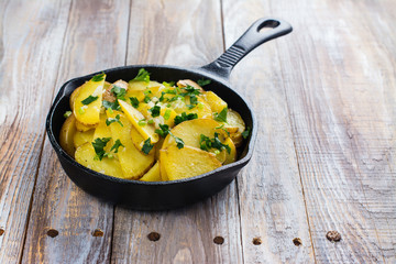 Fried country style potato wedges