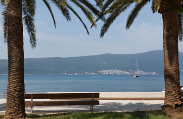 Вид на Боко-Которскую бухту. Черногория.