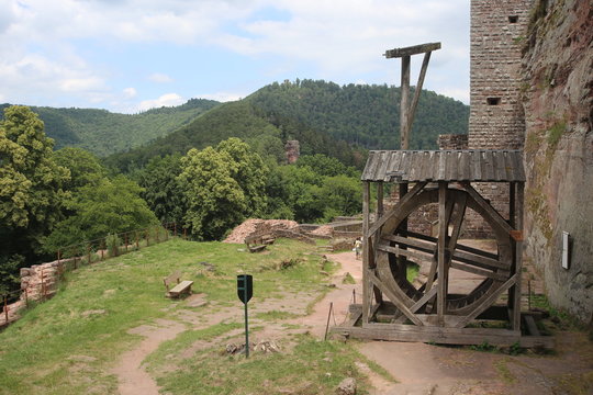 Burg Fleckenstein