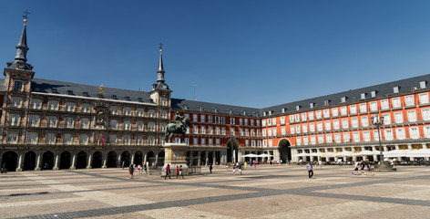 Fototapeta na wymiar Madrid (Spain): Plaza Mayor