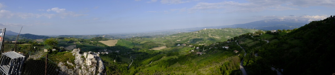 Fototapeta na wymiar Abruzzo hills