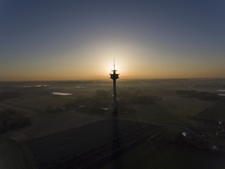 Turm im Sonnenuntergang