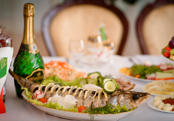 fish served in restaurant
