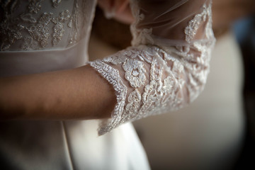 white lace sleeve girl handmade wedding dress