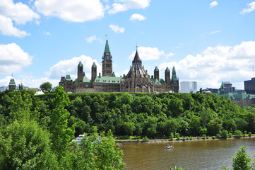 Fototapeta na wymiar Parliament Buildings and Library, Ottawa, Ontario, Canada