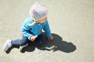 Fototapeta na wymiar little girl on playground