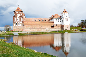 Fototapeta na wymiar Medieval Mir castle