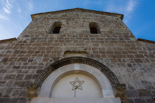 Teano CE, chiesa di San Paride ad Fontem