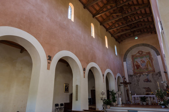 Teano CE, chiesa di San Paride ad Fontem