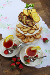 Tè al limone fragole