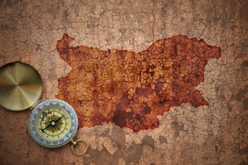 Fototapeta na wymiar map of bulgaria on a old vintage crack paper