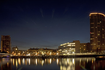 Obraz premium Belfast Waterfront at night