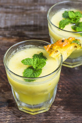 pineapple smoothie