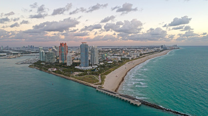 Obraz premium Miami South Beach Florida Aerial View City From South Pointe Park Looking North at Sunrise