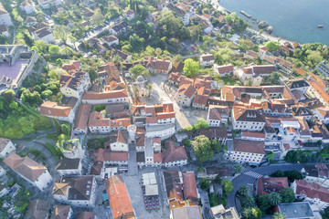 Fototapeta na wymiar Top view of a beautiful city near the sea
