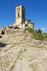 Fototapeta na wymiar Romanesque church in Spain