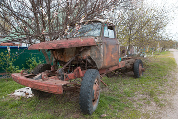 Obraz premium Abandoned rusty Old Truck