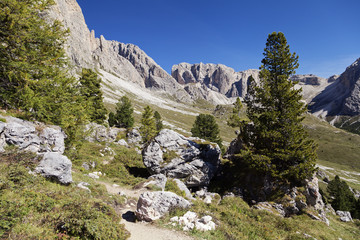 Fototapeta na wymiar Dolomite Alps, landscape