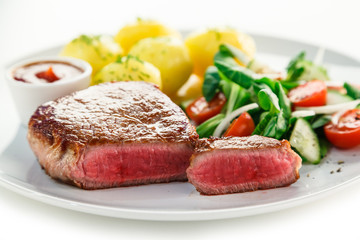 Roast steak with potatoes