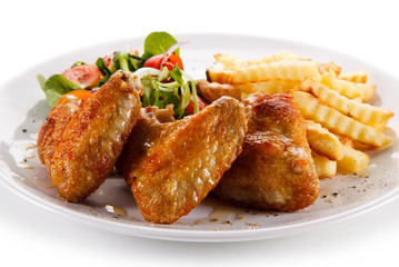 Fried chicken wings with french fries