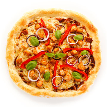 Pizza with chicken