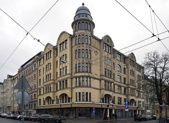 Plakat Riga, Bruninieku 2, corner house with a turret