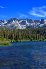 Lakeside View with Mountain and Forest in Mammoth Lakes