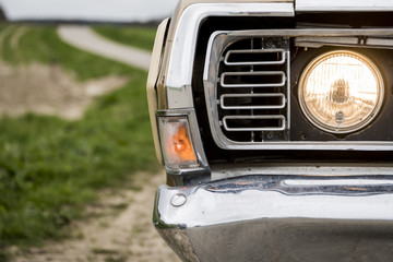 Fototapeta premium Teil eines amerikanischen Autos aus den siebziger Jahren 