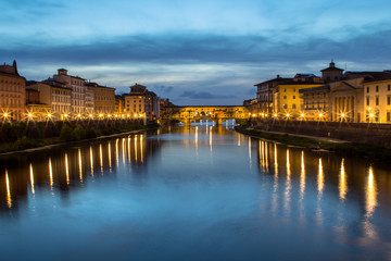 Fototapeta na wymiar Ponte Vecchio at dusk, Florence, Italy