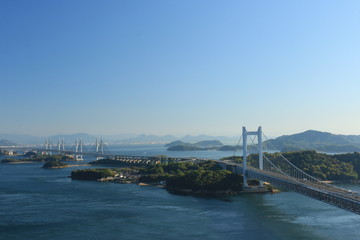 鷲羽山から見た瀬戸大橋