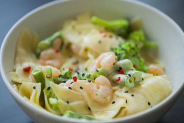 shrimp home pasta