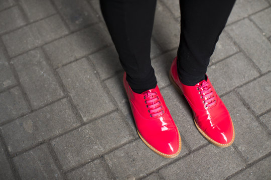 Woman red shoes