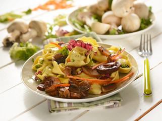 Large tortellini with mushrooms and red chicory