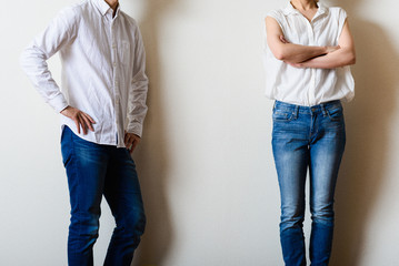 喧嘩をしている男女カップル