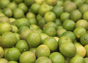 Green Lemon selected focus