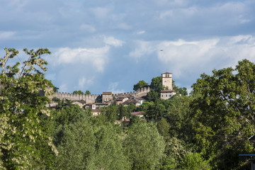 Fototapeta na wymiar castello di Monzambano