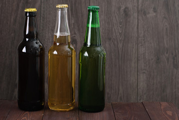 Green and brown glass bottles of beer