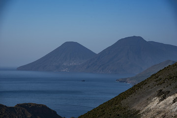 isola di vulcano in sicilia
