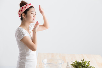 洗顔・女性