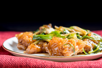 wok fried chicken stir fry with sweet peppers and chinese vegetables