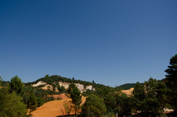 The red ocher roussillon land