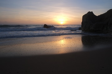Fototapeta na wymiar Scene captured in Chiringuitos (Gale) beach during afternoon. Algarve, Portugal