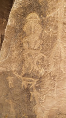 alien stone art petrogliphes