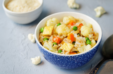 Cauliflower green peas rice