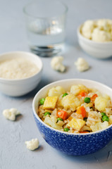 Cauliflower green peas rice
