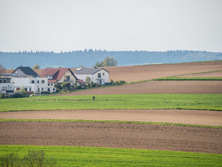 Obraz premium Agrarlandschaft im Frühjahr