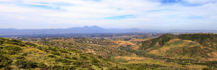 Aliso and Wood Canyons Wilderness Park hiking paths in Laguna Beach © SailingAway