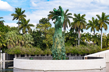 holocaust memorial miami beach