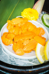 Uni sashimi