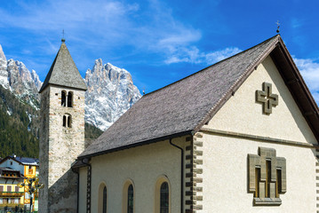Fototapeta premium The picturesque landscapes of the Dolomites area